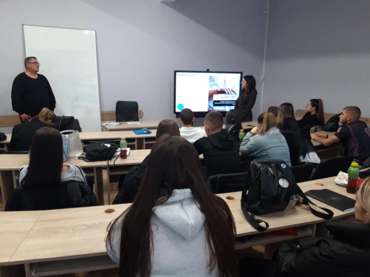 С ученици от СПГ "Княгиня Евдокия"